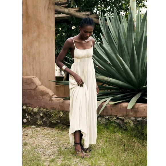 Cream Pleated Maxi Babydoll Dress Open Back Flowy Skirt Tie Straps Lined - Picture 8 of 14